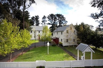 places to visit in mount macedon