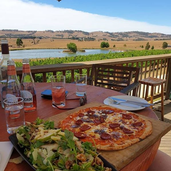 Cleveland Winery Wood Fired Pizzas and vies to vineyard