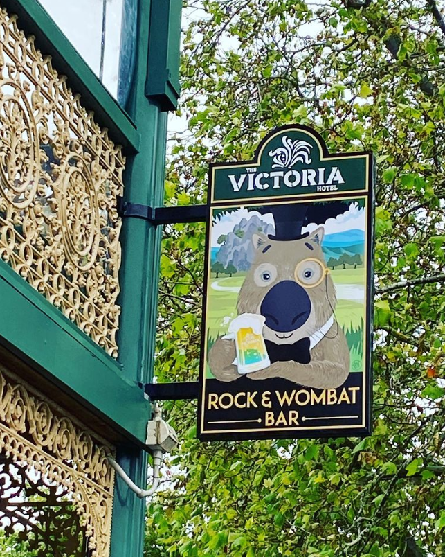 rock & wombat bar